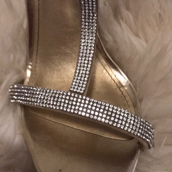 Steve Madden Heels, size 9. - Picture 4 of 7